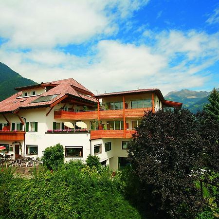 Hotel Haselried Tirolo Ngoại thất bức ảnh