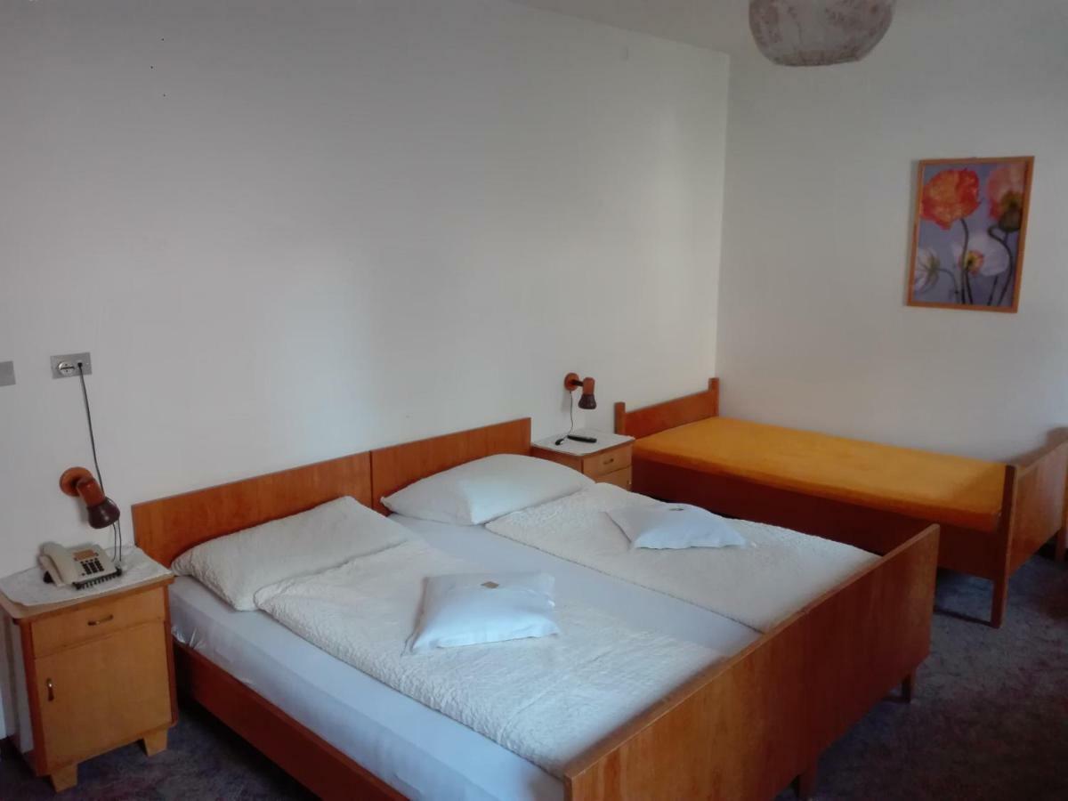 Hotel Haselried Tirolo Ngoại thất bức ảnh