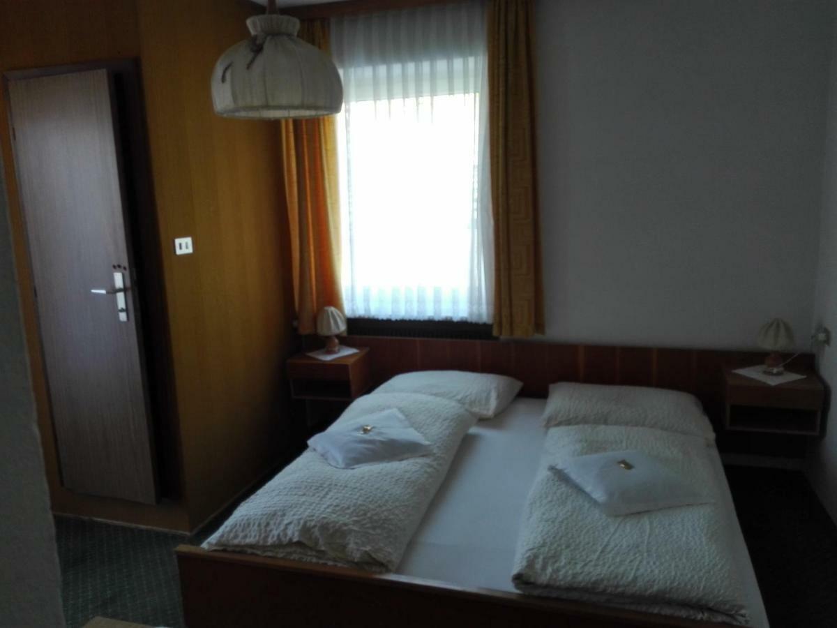 Hotel Haselried Tirolo Ngoại thất bức ảnh