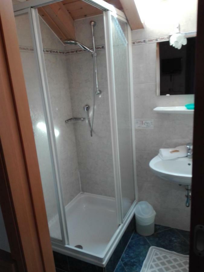 Hotel Haselried Tirolo Ngoại thất bức ảnh